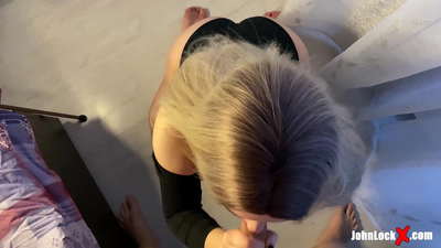 Redhead Akuyamwa Dick ndi Kuyamwitsa, Kumadula Bulu Wake